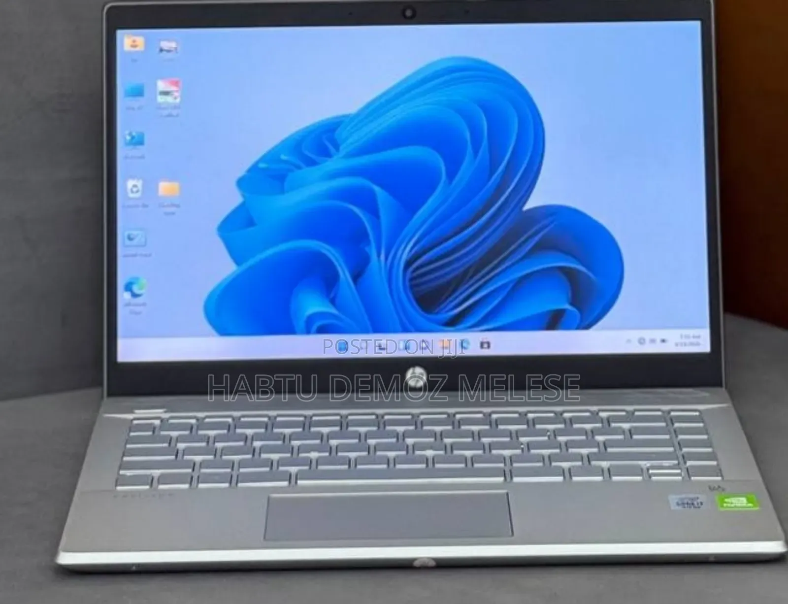 New Laptop HP Pavilion DM3Z 16GB Intel Core i7 SSD 512GB