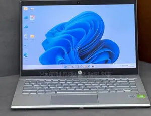 New Laptop HP Pavilion DM3Z 16GB Intel Core i7 SSD 512GB