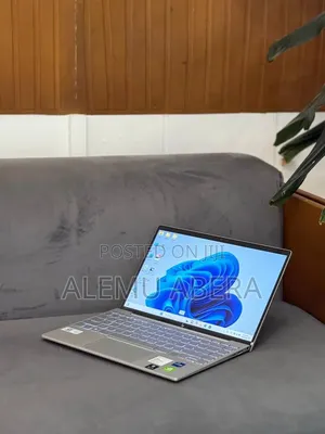New Laptop HP Envy 13 16GB Intel Core i7 SSD 512GB