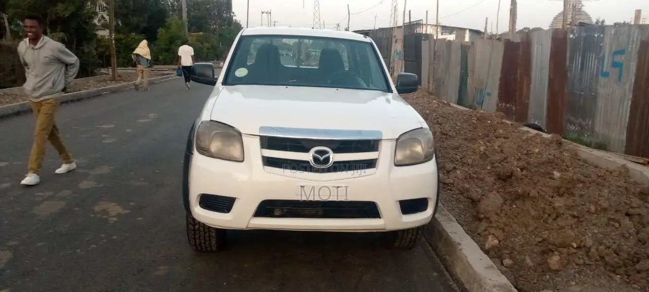 Mazda BT-50 2010 White