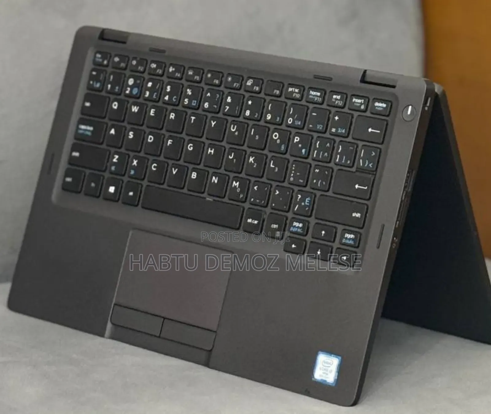 New Laptop Dell Latitude 5300 8GB Intel Core i7 SSD 256GB