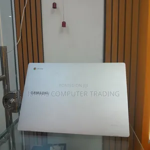 New Laptop Samsung Chromebook 3 11 4GB SSD 32GB