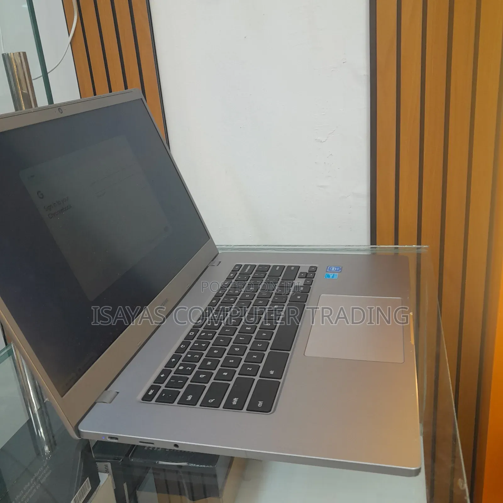 New Laptop Samsung Chromebook 3 11 4GB SSD 32GB
