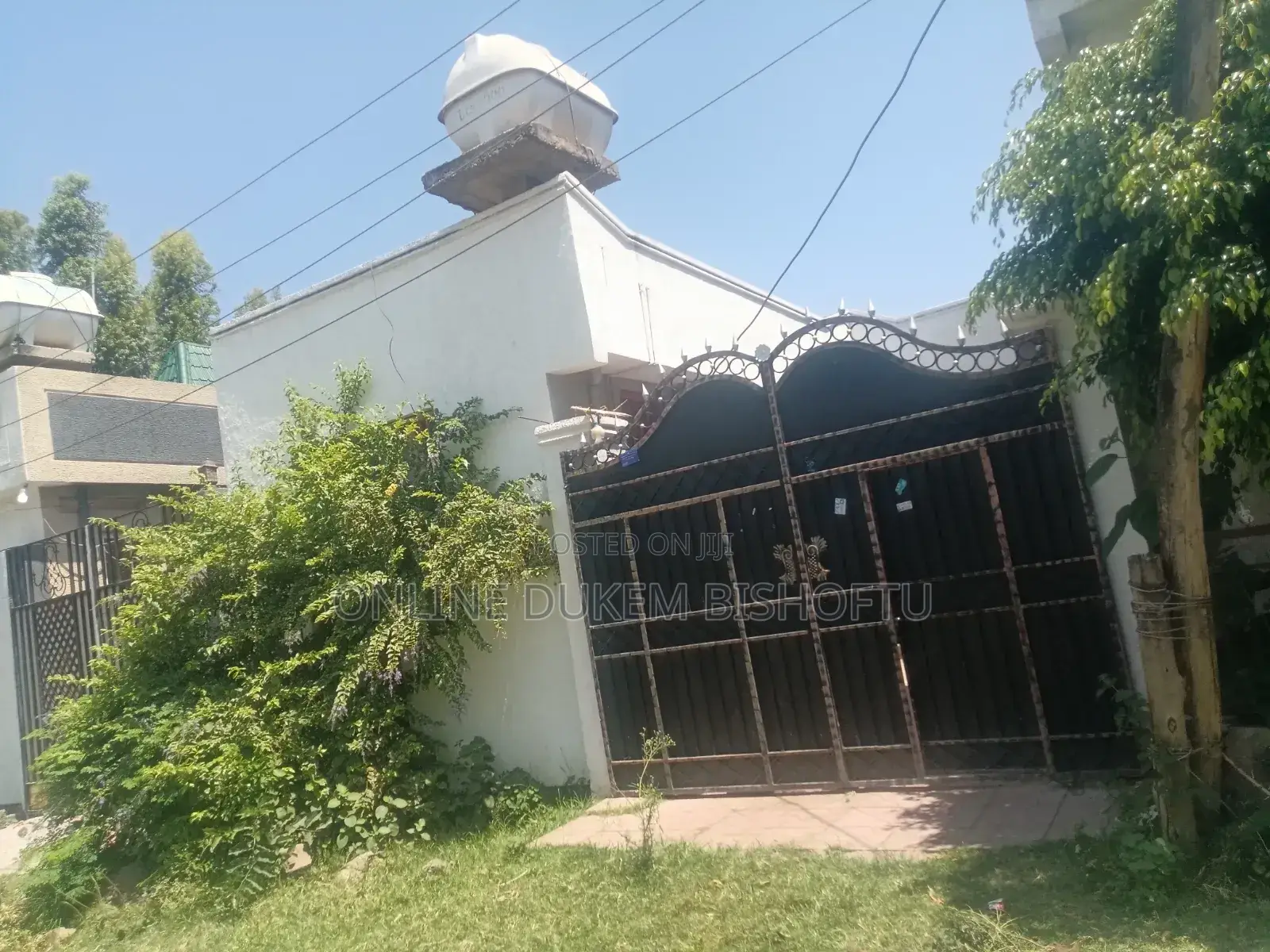 Furnished 7bdrm House in Bishoftu Debirezeyet, East Shewa for sale