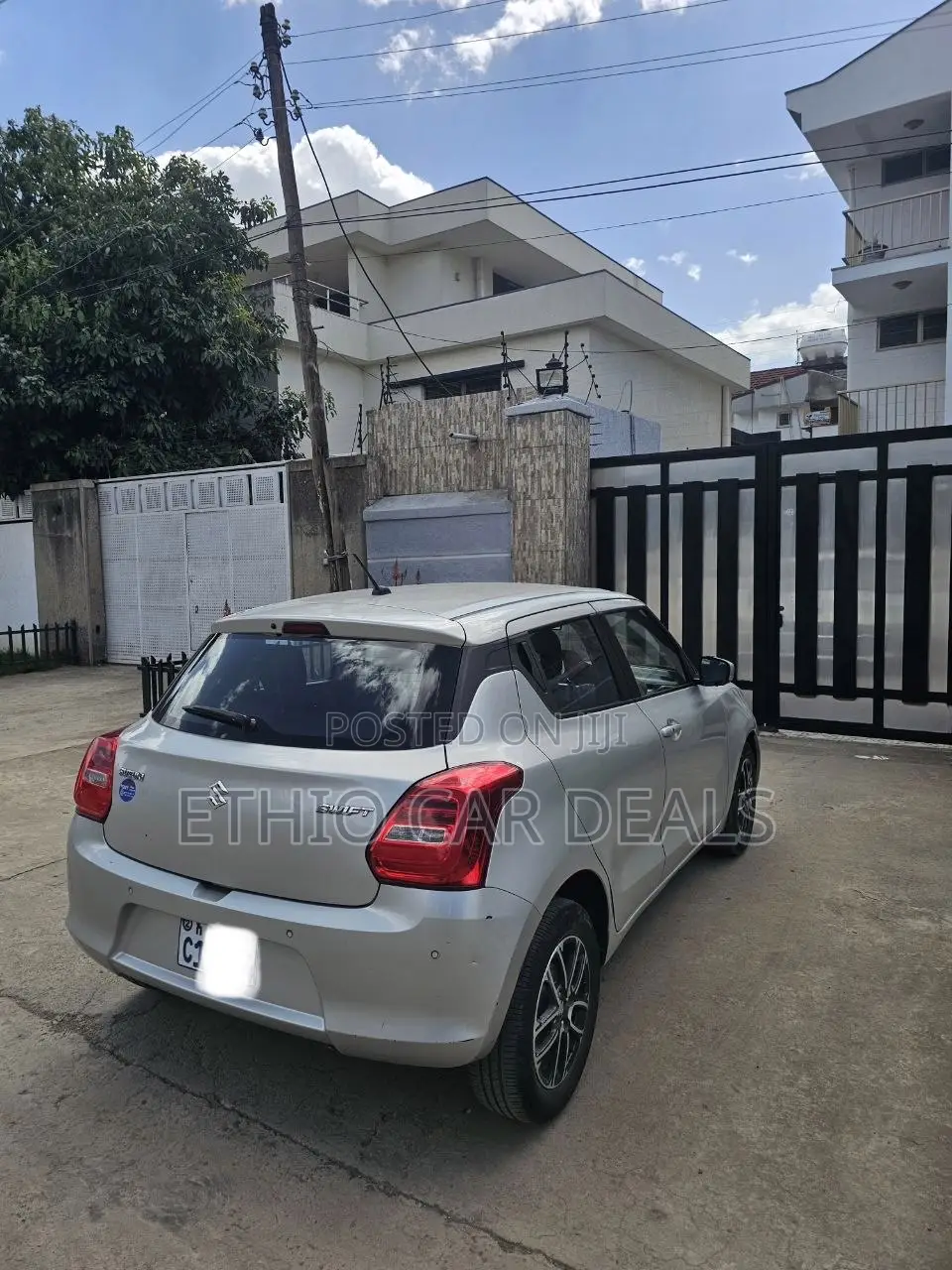 Suzuki Swift 2022 Silver