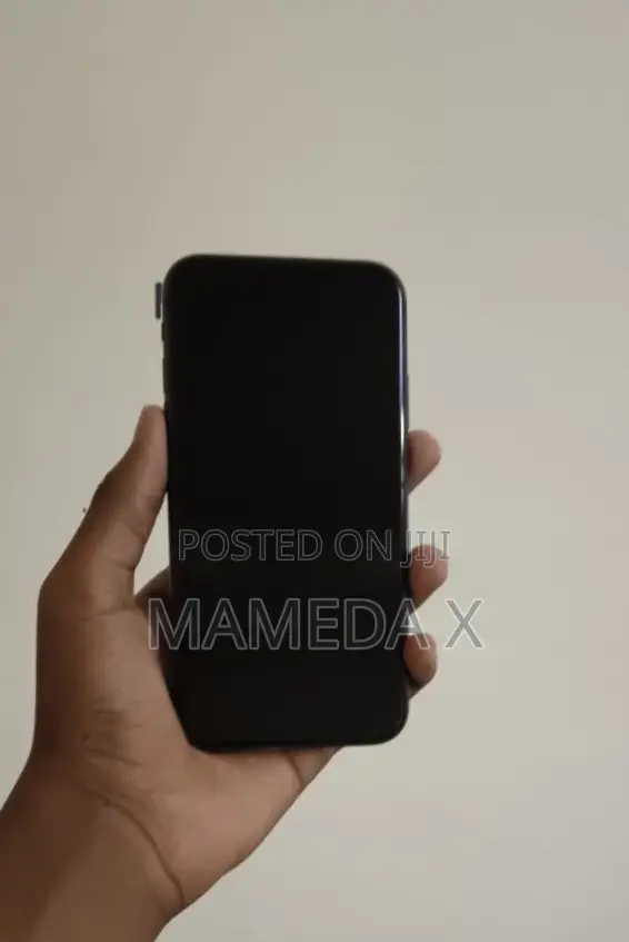 Apple iPhone 11 64 GB Black