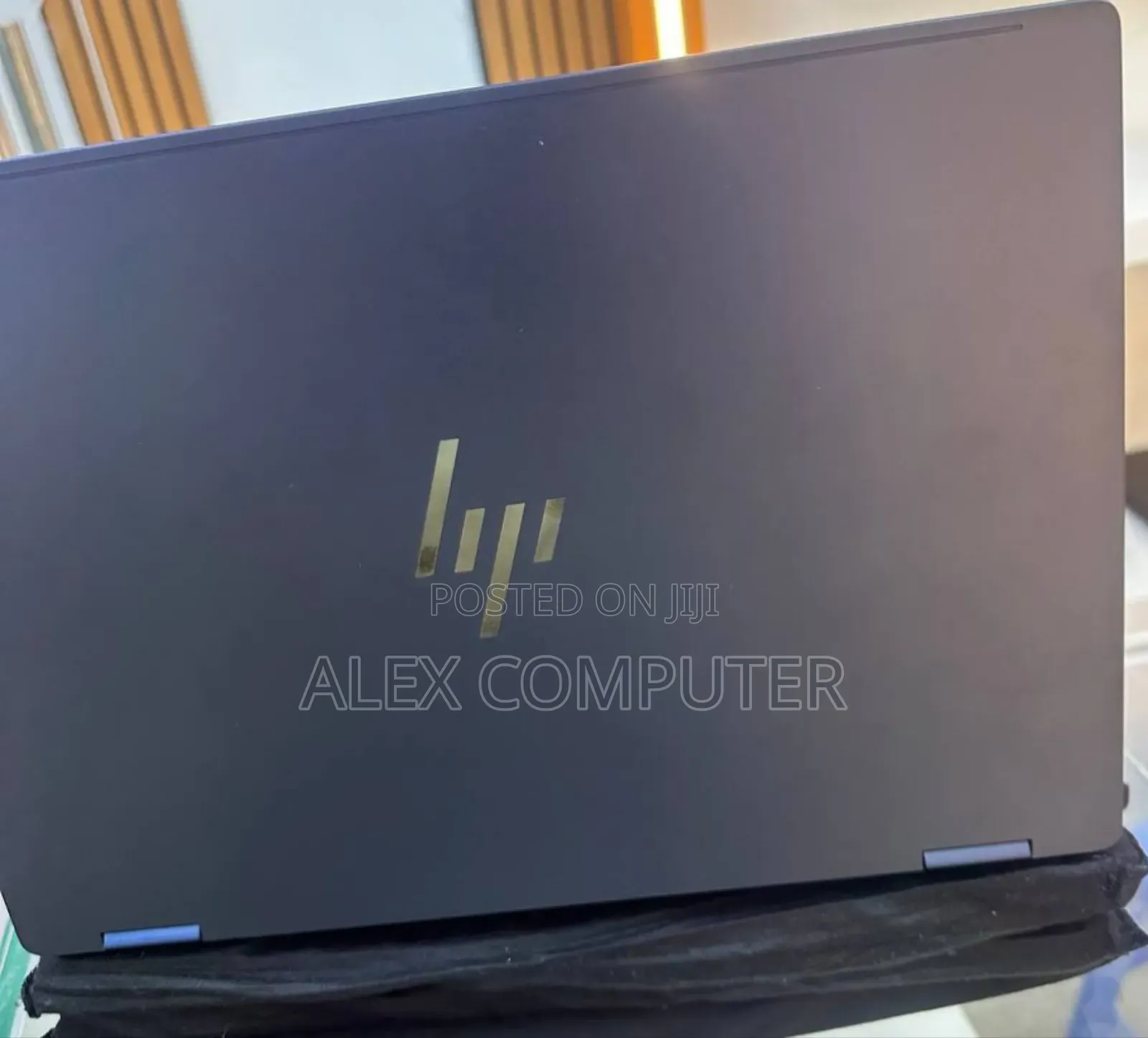 New Laptop HP OmniBook X Flip 14" 16GB Intel Core Ultra 7 SSD 1T