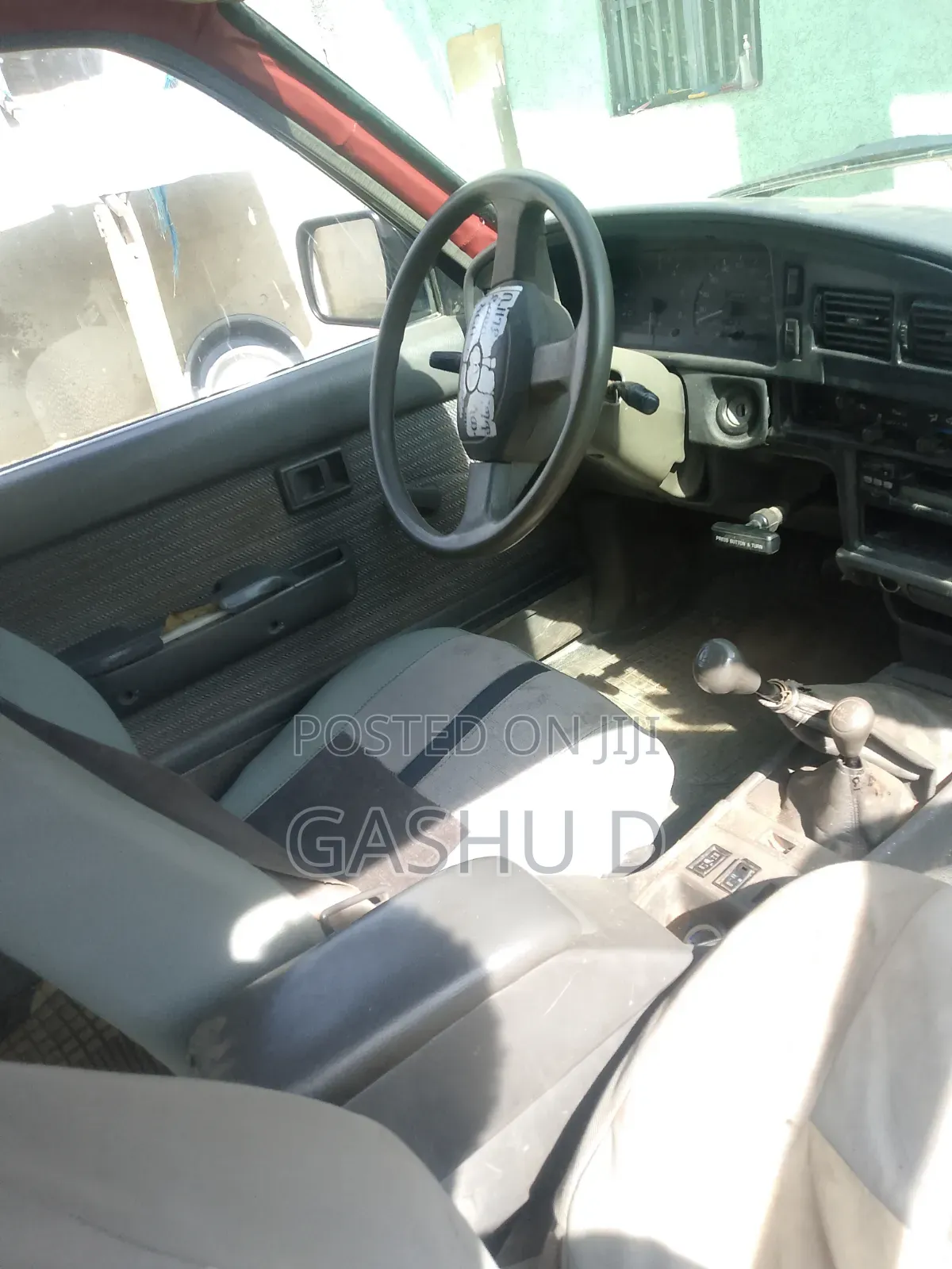Toyota Hilux 1996 White