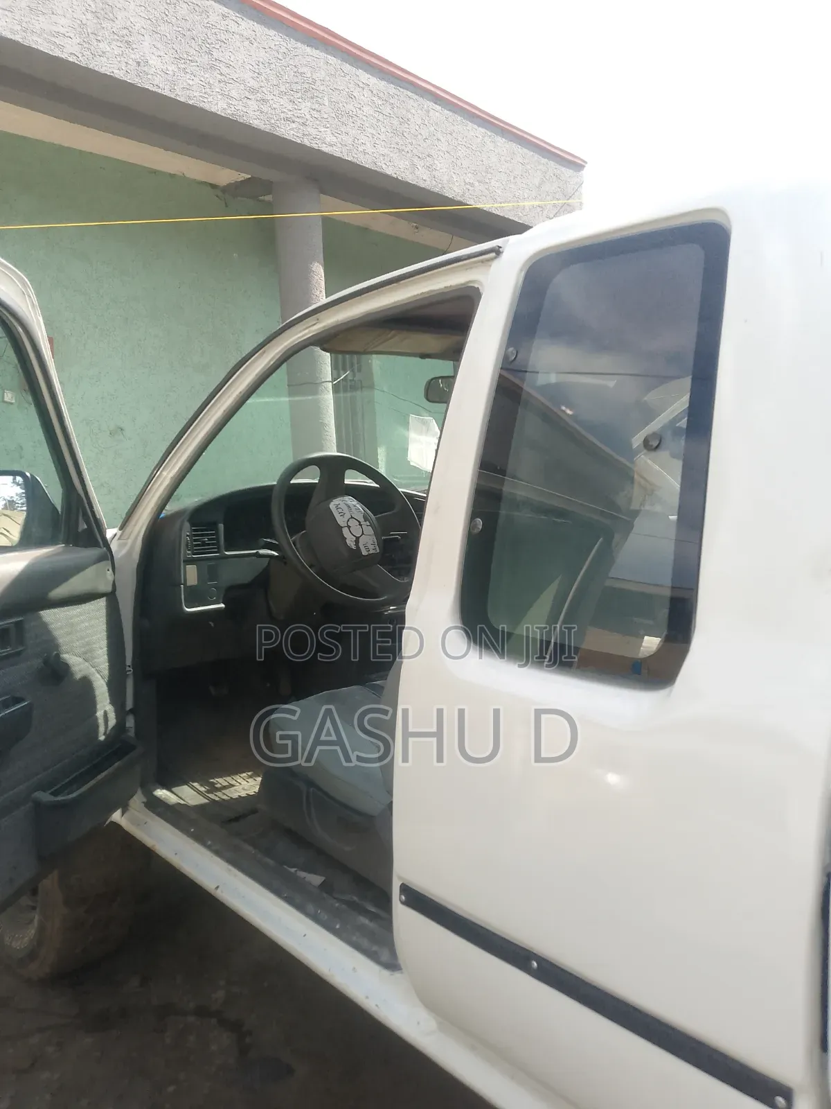 Toyota Hilux 1996 White