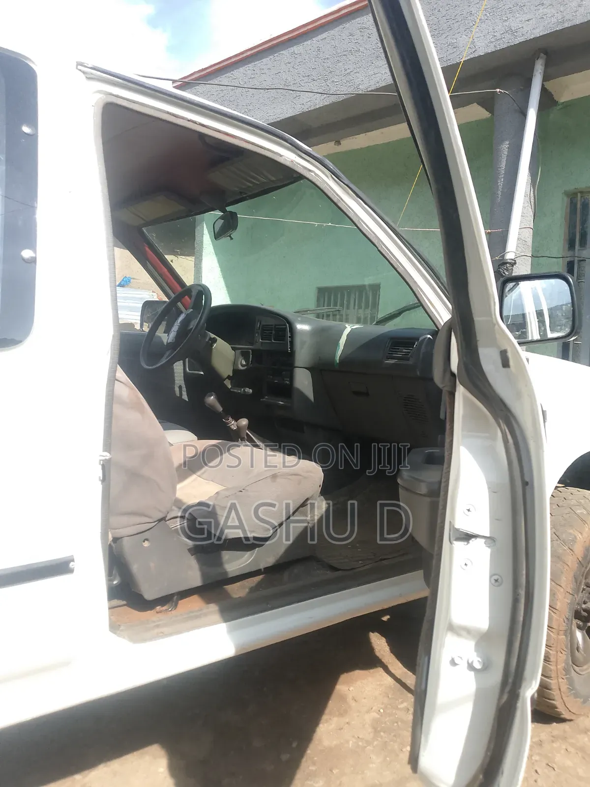 Toyota Hilux 1996 White