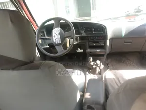Toyota Hilux 1996 White