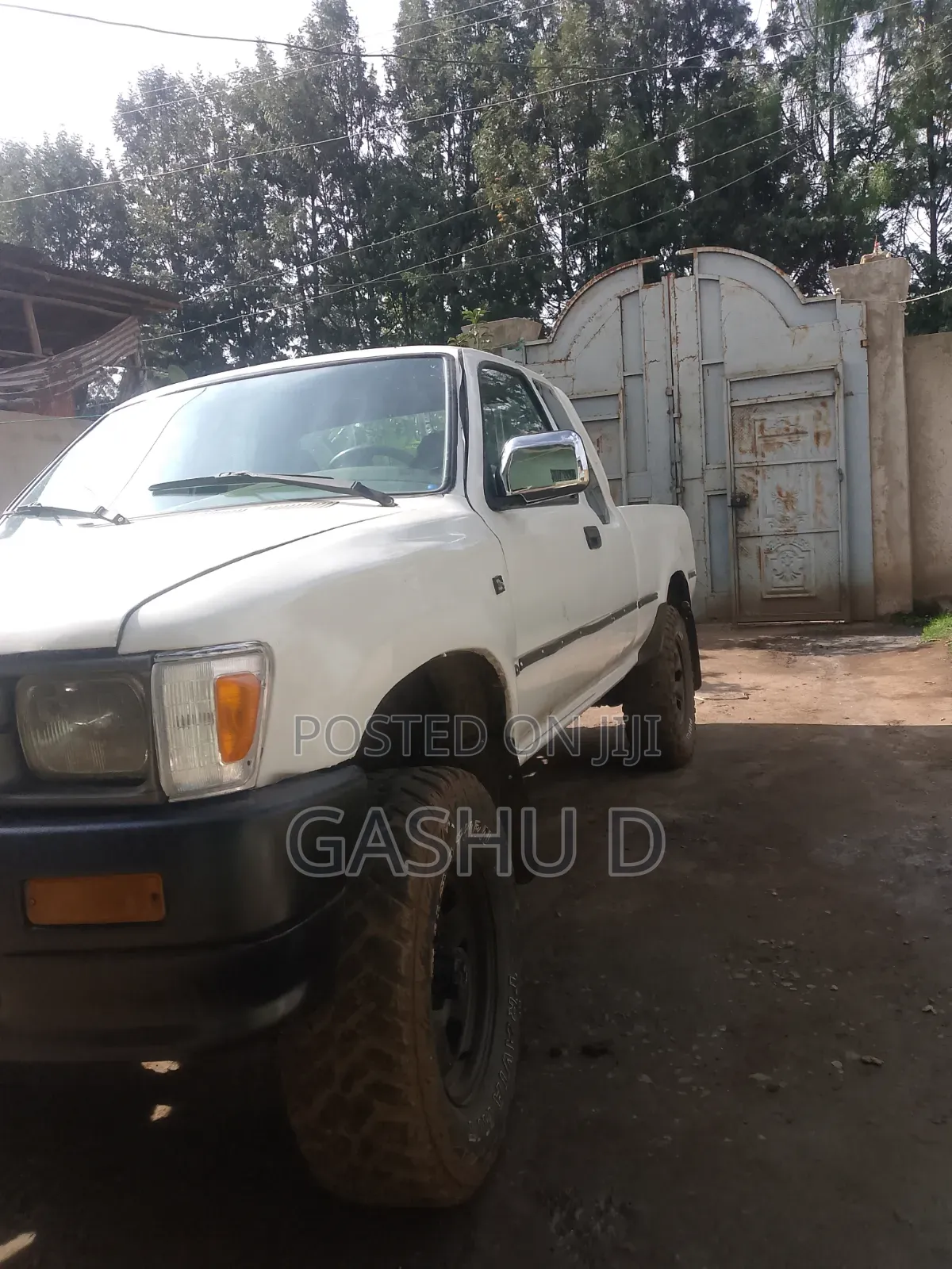 Toyota Hilux 1996 White