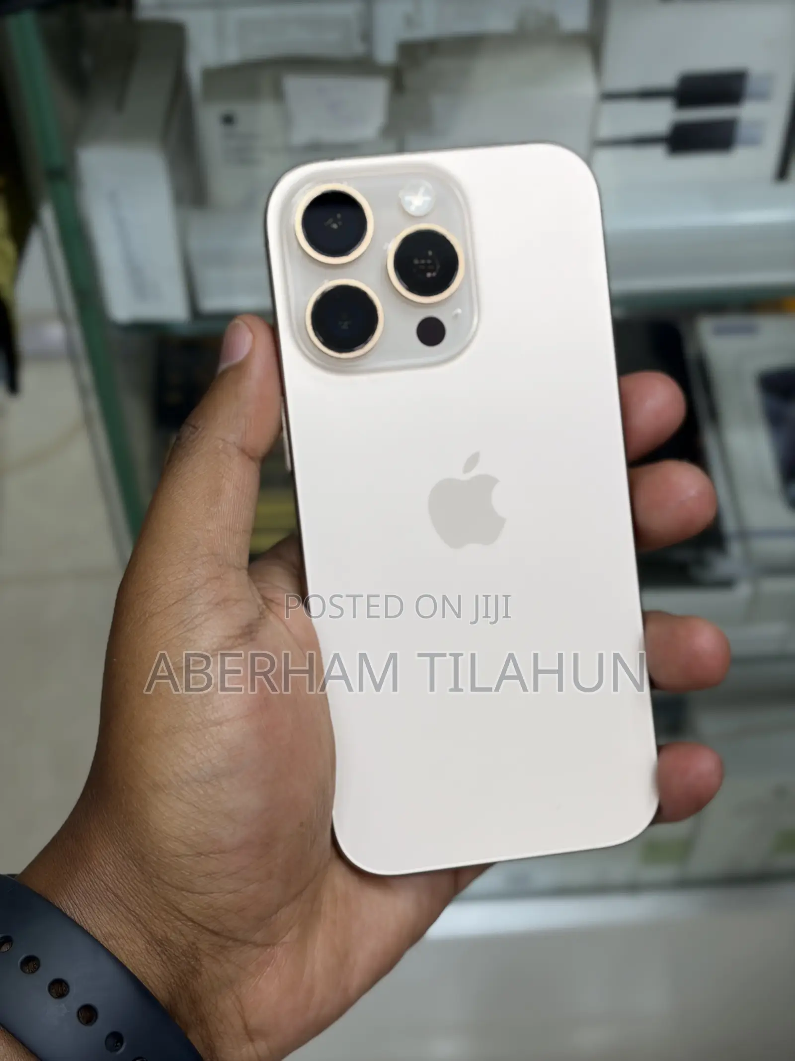 Apple iPhone 16 Pro 128 GB Gold