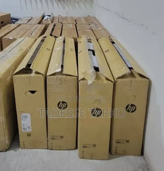 New HP 200 G4 22 All-in-One 16GB Intel Core i7 SSD 512GB