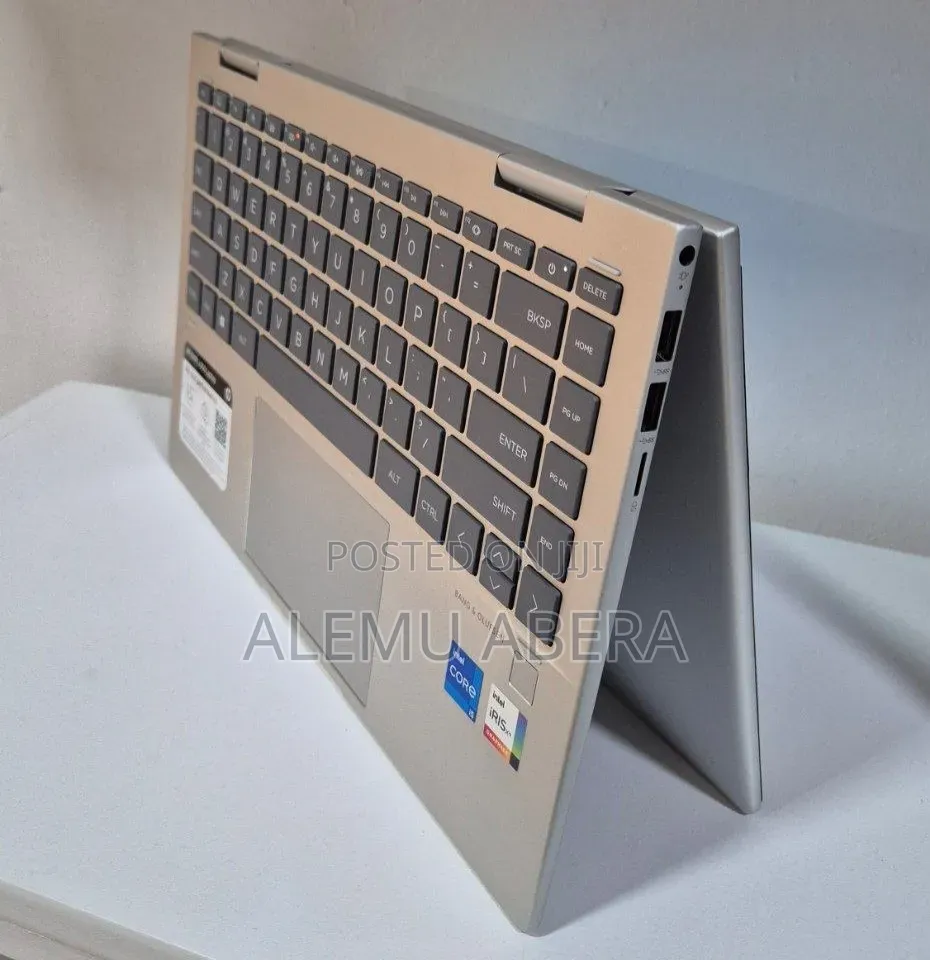 New Laptop HP Envy X360 8GB Intel Core i5 SSD 512GB