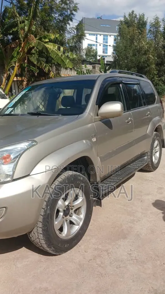 Toyota Land Cruiser Prado 2006 Brown