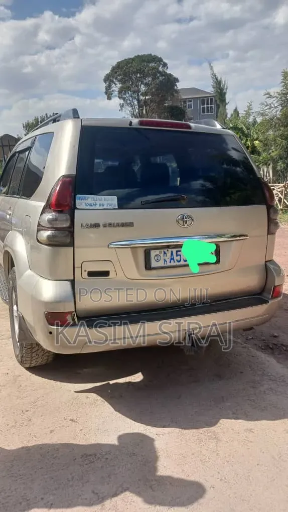 Toyota Land Cruiser Prado 2006 Brown