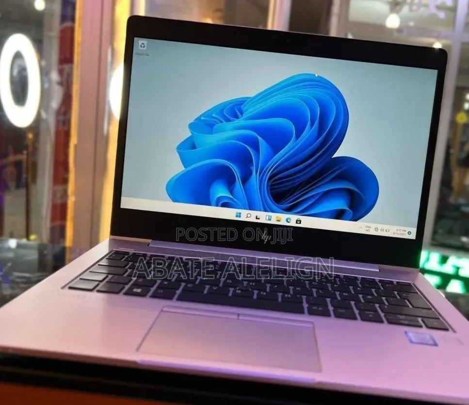 New Laptop HP EliteBook 830 G5 8GB Intel Core i5 SSD 512GB