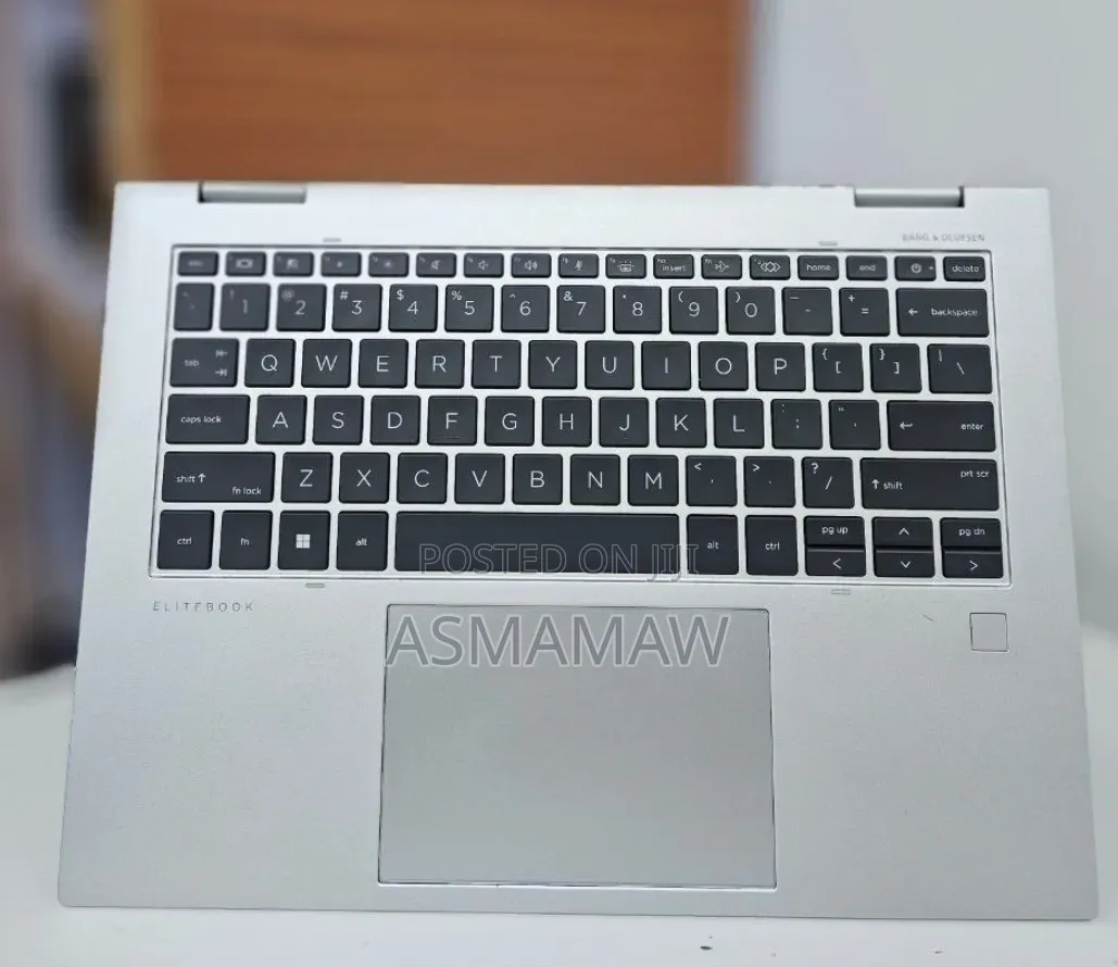 New Laptop HP EliteBook x360 1040 G9 16GB Intel Core i7 SSD 512GB