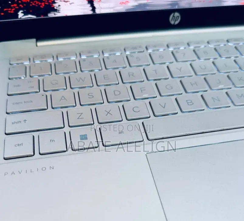 New Laptop HP Pavilion 14 16GB Intel Core i7 SSD 512GB