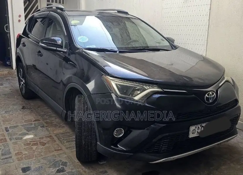 Toyota RAV4 2018 Black