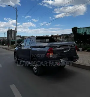 Toyota Hilux 2018 Gray