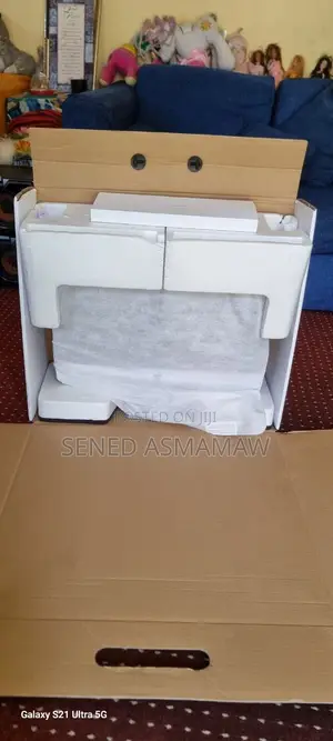 New Desktop Computer Apple iMac 8GB Intel Core i5 SSD 1T