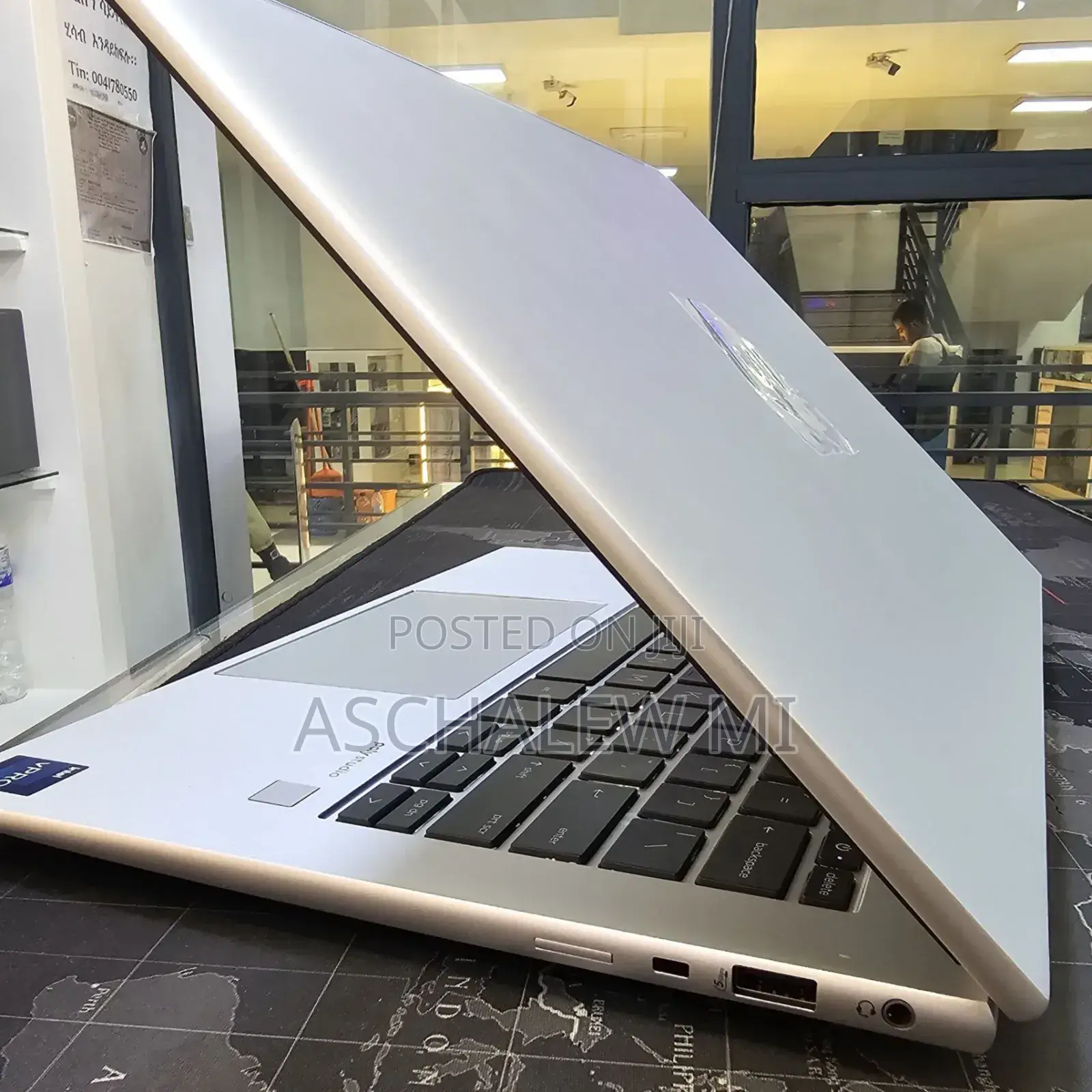 New Laptop HP EliteBook 840 G10 16GB Intel Core i7 SSD 512GB
