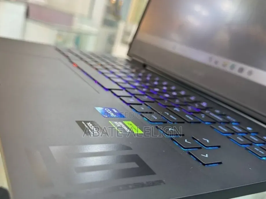 New Laptop HP Omen 16 16GB Intel Core i9 SSD 1T