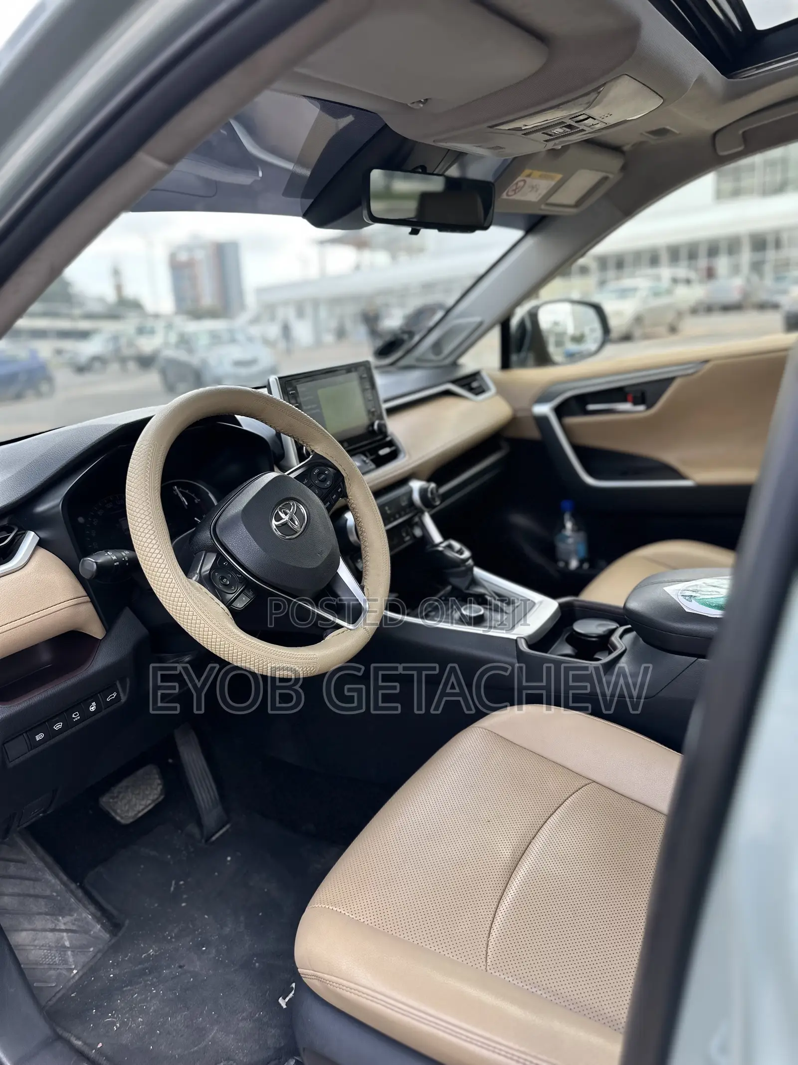 Toyota RAV4 2020 Green