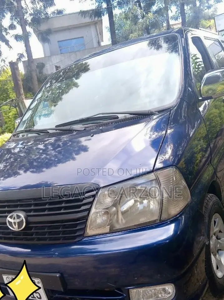 Toyota HiAce 2008 Blue