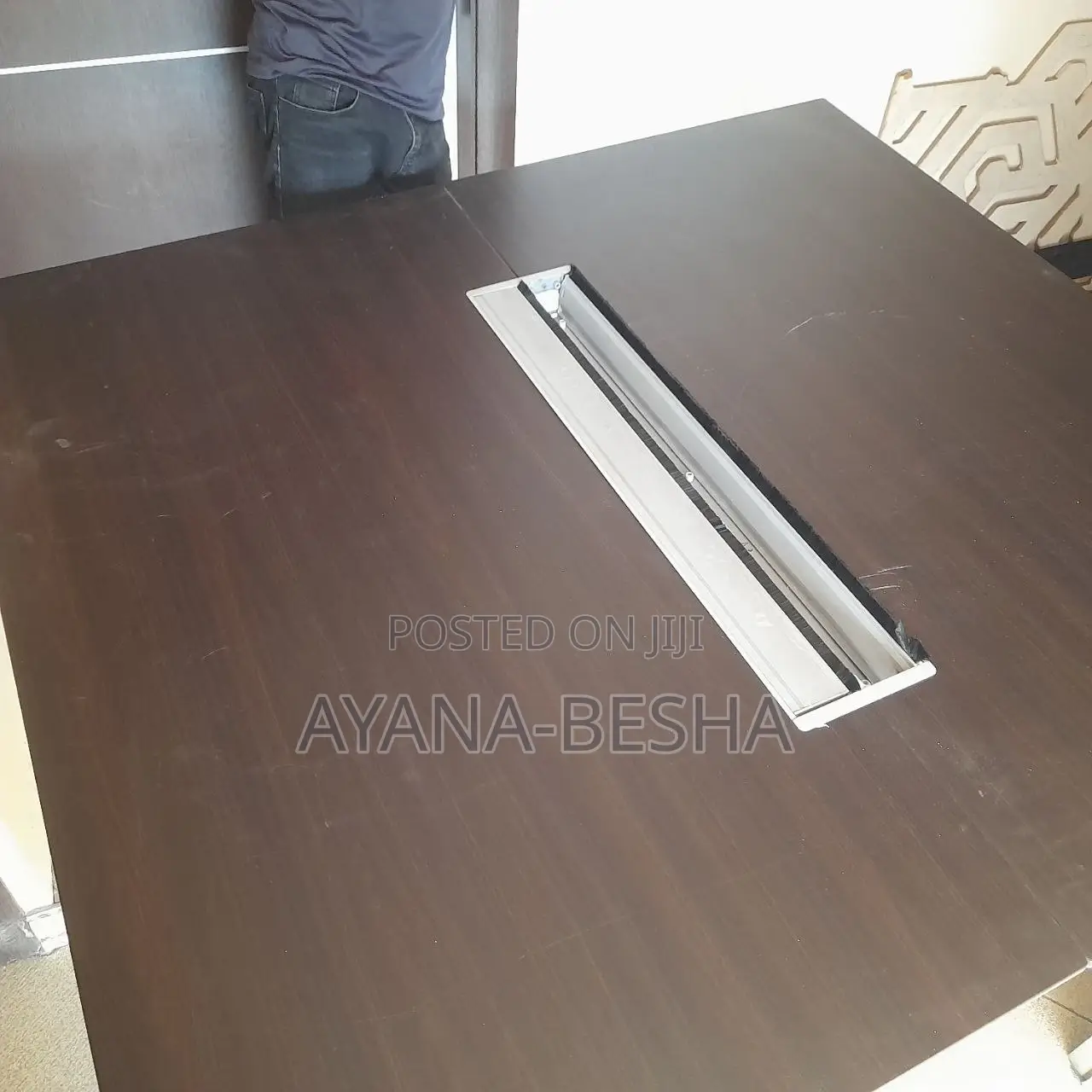 Large Meeting/Conference Table