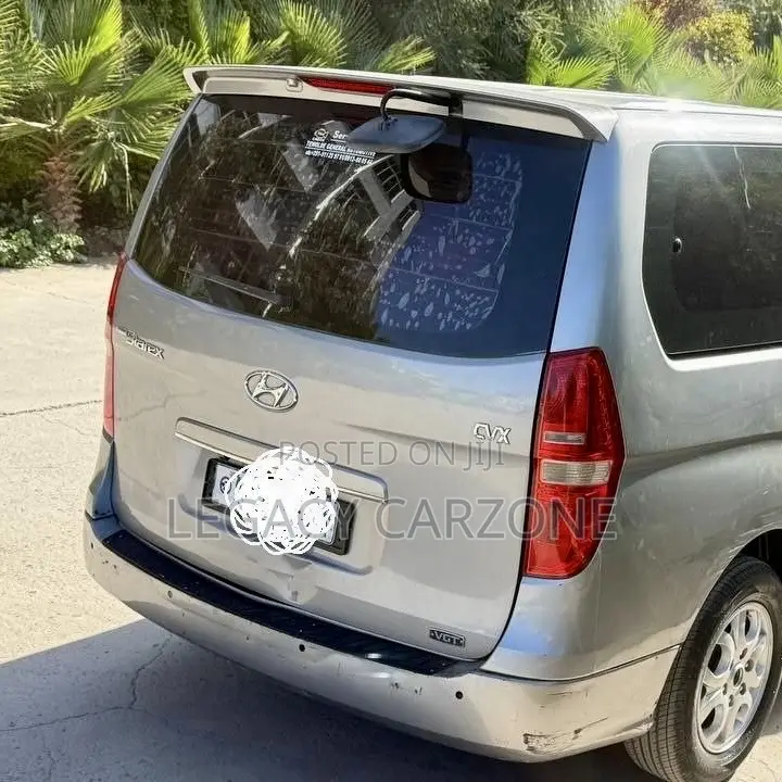 Hyundai Starex 2012 Silver