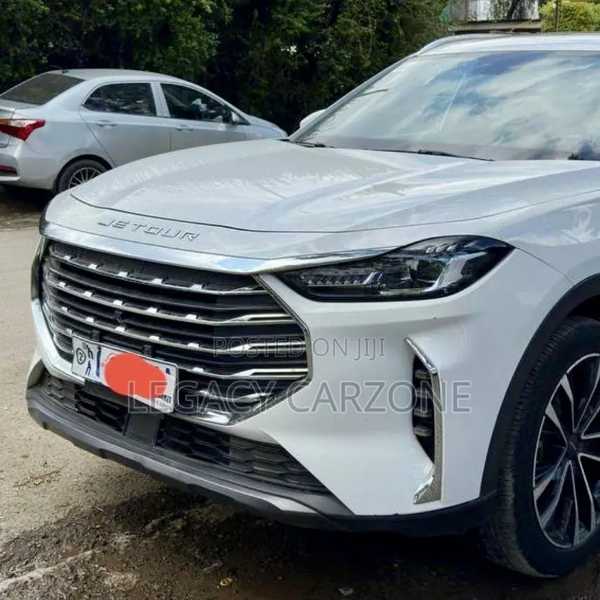 Jetour X70 Plus 2022 White