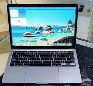 New Laptop Apple MacBook Pro 2022 M2 8GB Apple M2 SSD 512GB
