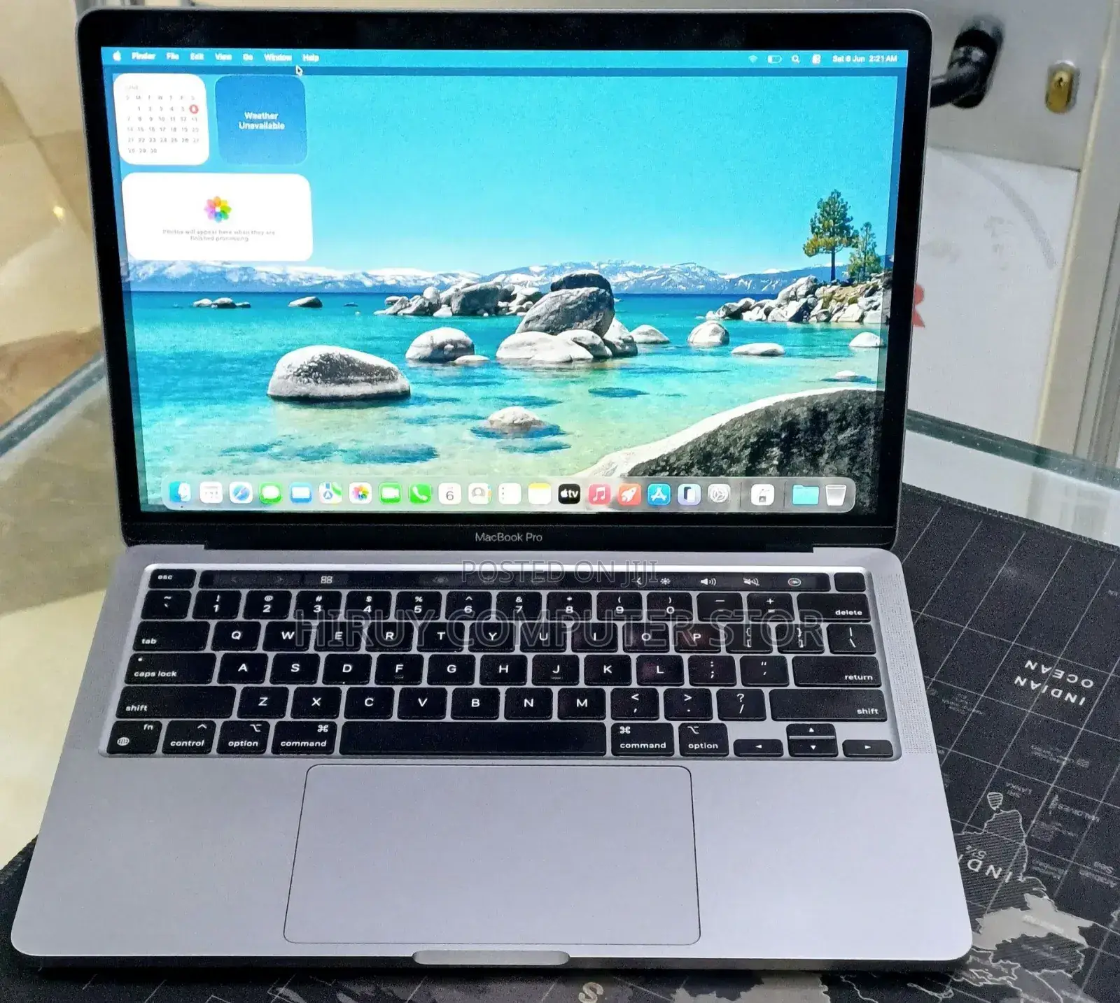 New Laptop Apple MacBook Pro 2022 M2 8GB Apple M2 SSD 512GB