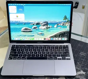 New Laptop Apple MacBook Pro 2022 M2 8GB Apple M2 SSD 512GB
