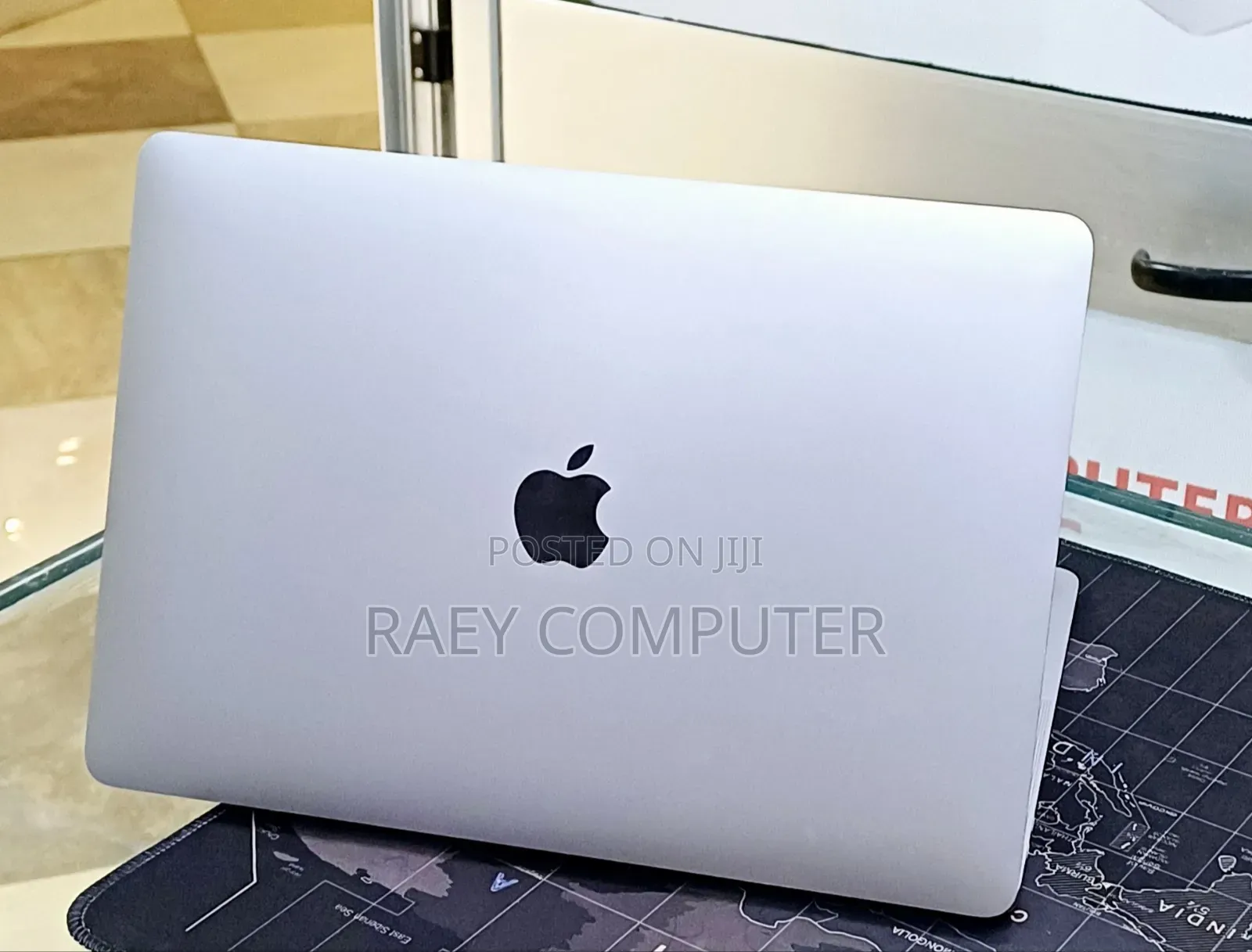 New Laptop Apple MacBook Pro 2022 M2 8GB Apple M2 SSD 512GB