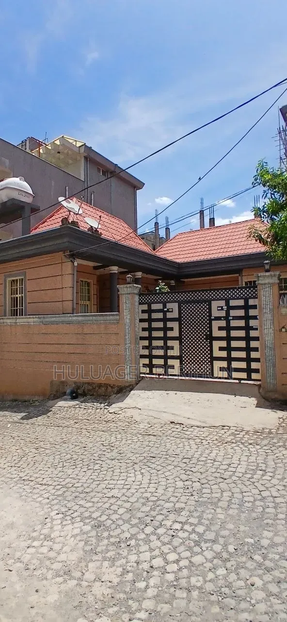 4bdrm Villa in Bole for sale