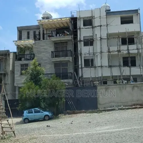 6bdrm House in Bole for sale