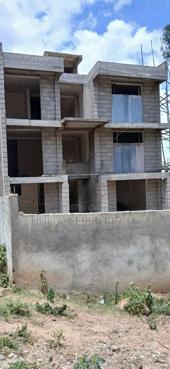 7bdrm House in Bole for sale