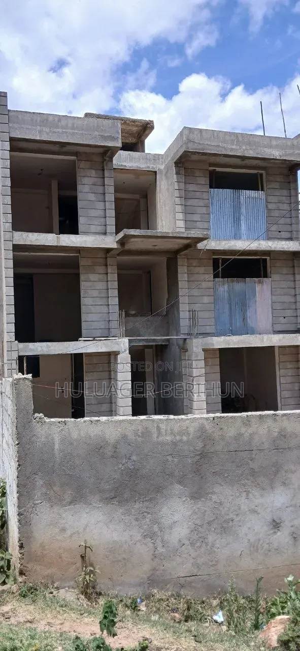 7bdrm House in Bole for sale