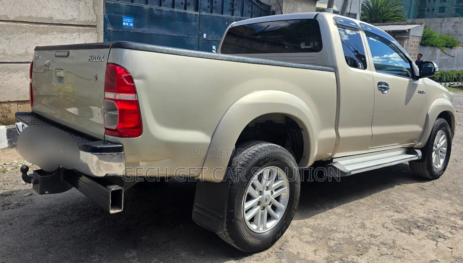 Toyota Hilux 2014 Gold