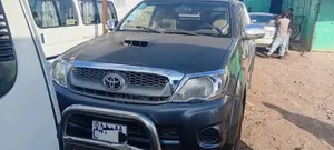 Toyota Hilux 2.5 D-4D 4X4 SRX 2010 Black