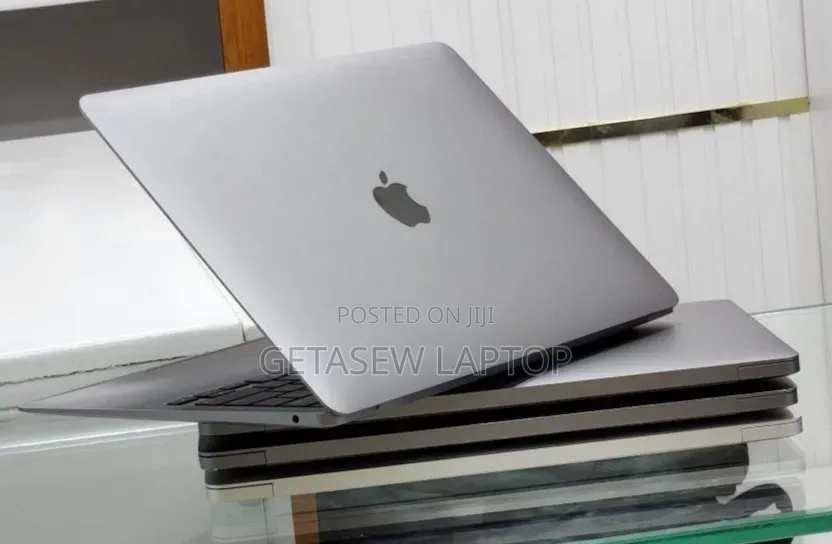 New Laptop Apple MacBook Air 2020 M1 8GB Apple M1 SSD 256GB