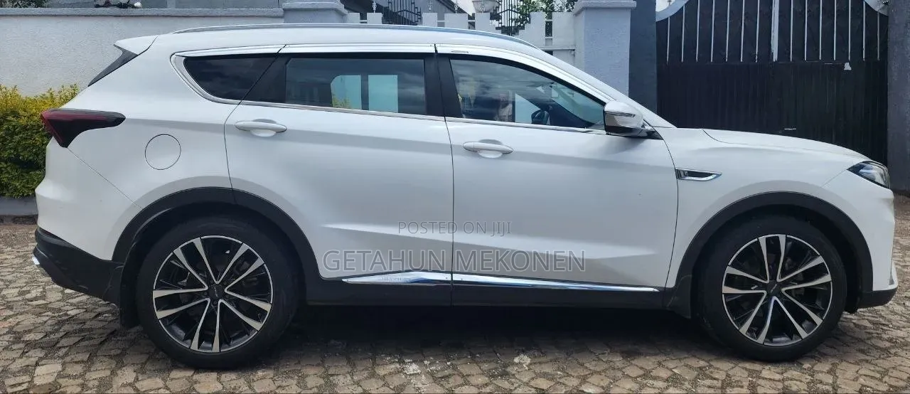 Jetour X70 Plus 2023 White