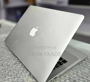 New Laptop Apple MacBook 2014 8GB Intel Core i7 SSD 512GB