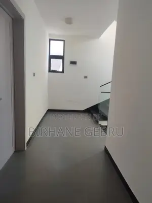 6bdrm House in G+2 House, Bole for rent