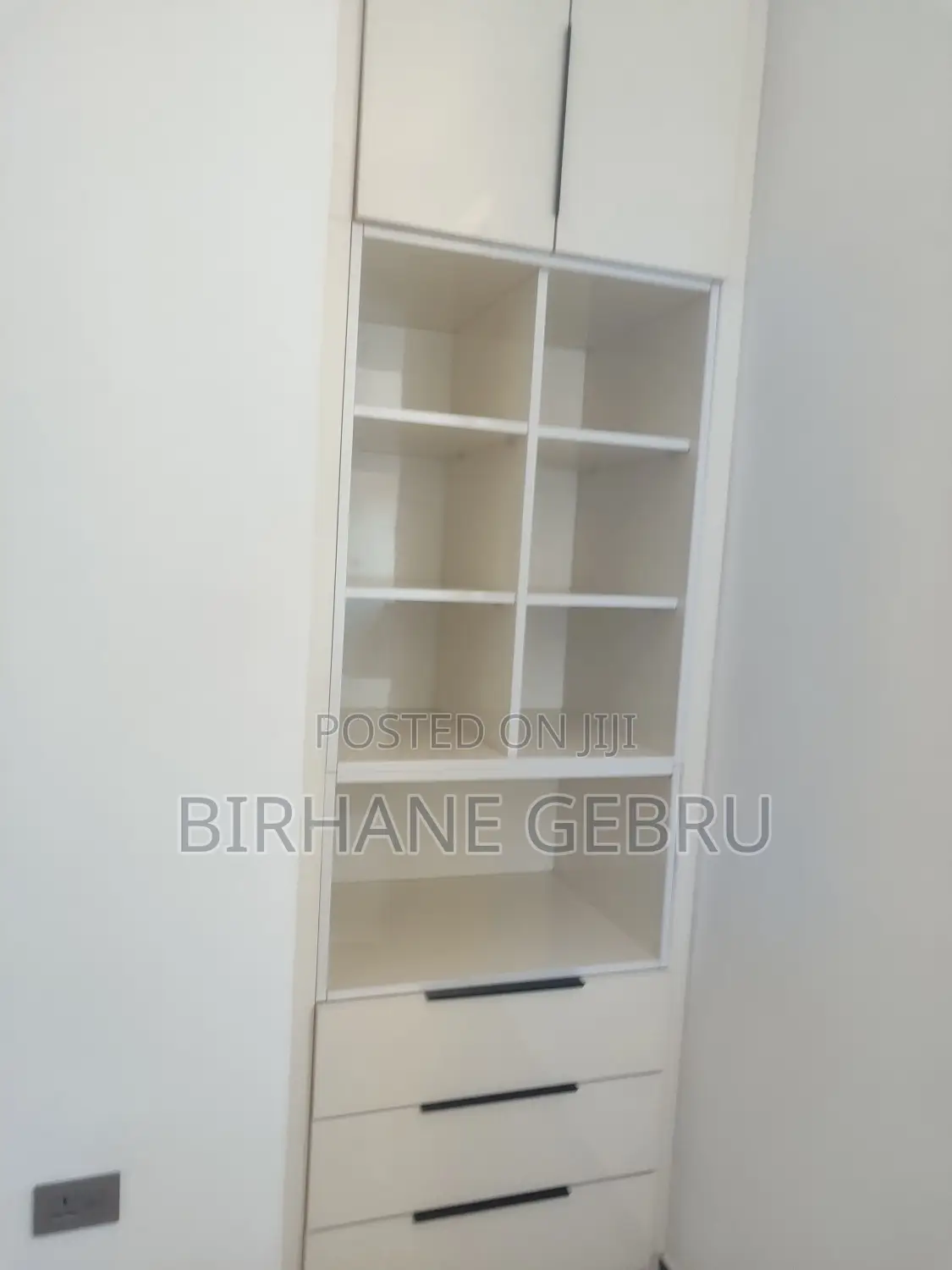 6bdrm House in G+2 House, Bole for rent