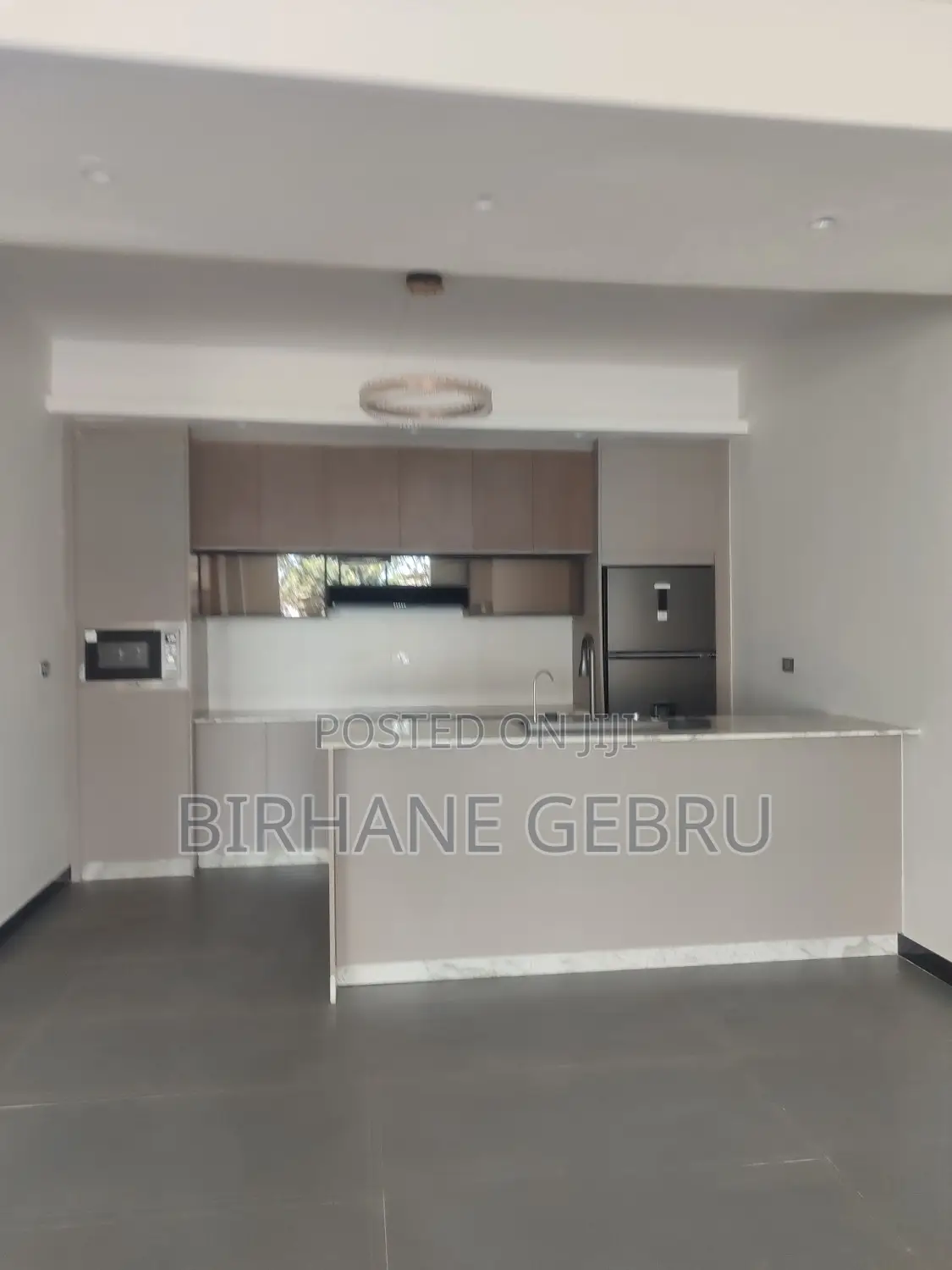 6bdrm House in G+2 House, Bole for rent